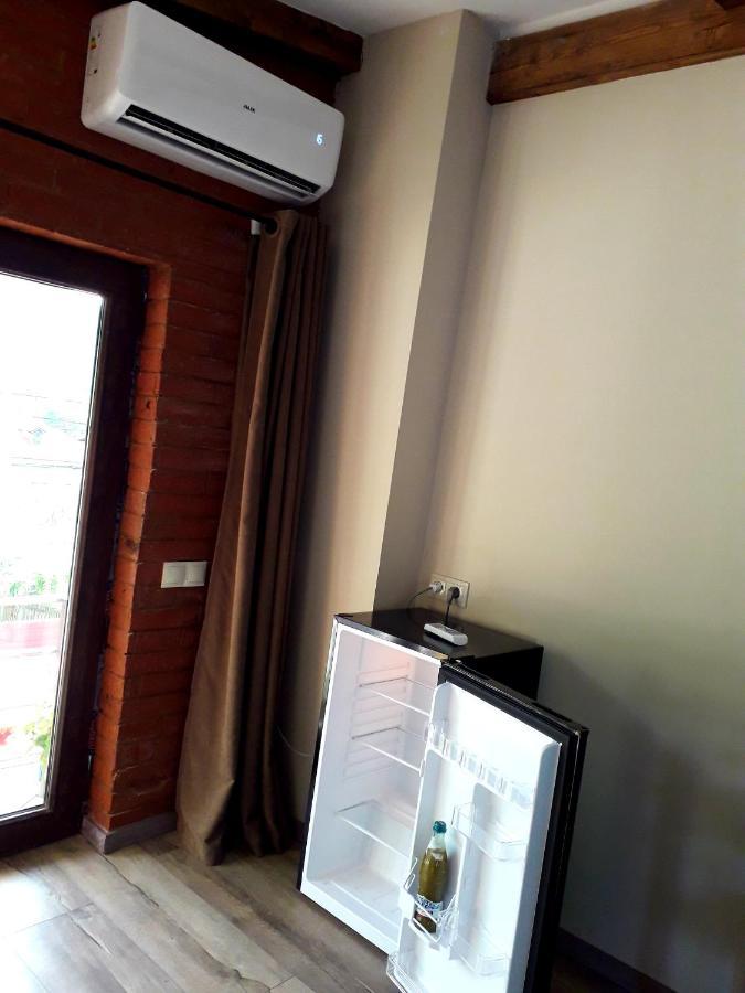Holiday Home Borjomi Ngoại thất bức ảnh