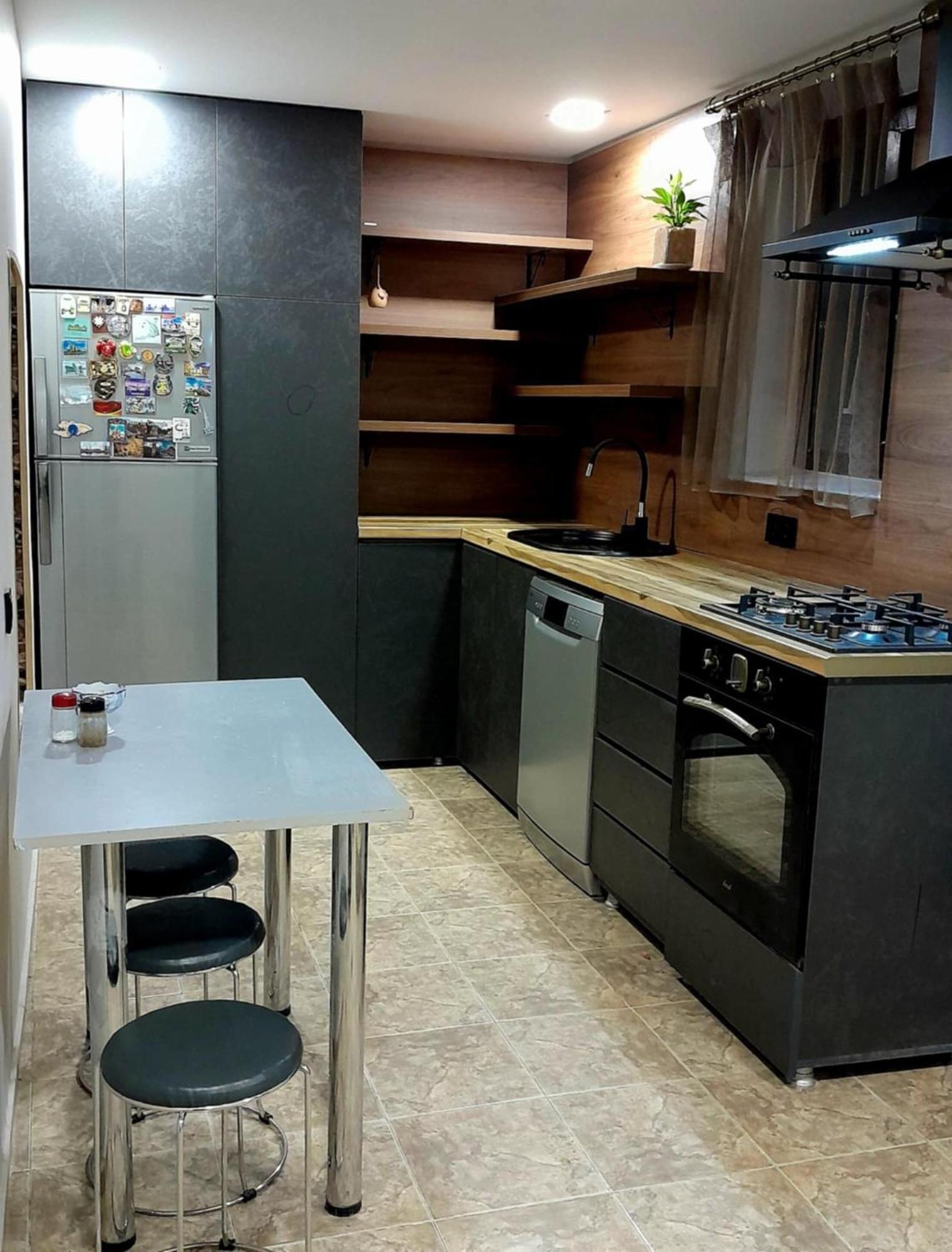 Holiday Home Borjomi Ngoại thất bức ảnh